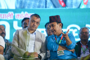 शर्माले सामाजिक सञ्जालमार्फत थापालाई शुभकामना दिँदै लेखेका छन्, ‘लु ब्रदर– बलियो कमान्डका लागि शुभकामना