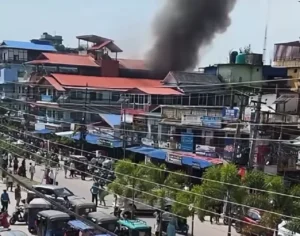 झापाको बिर्तामोडमा आगलागी, ५ घर जले
